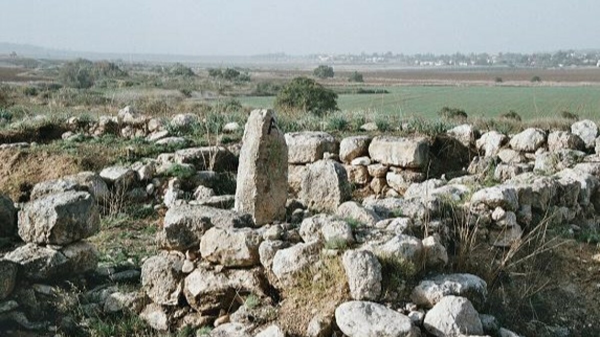 Tel Batash